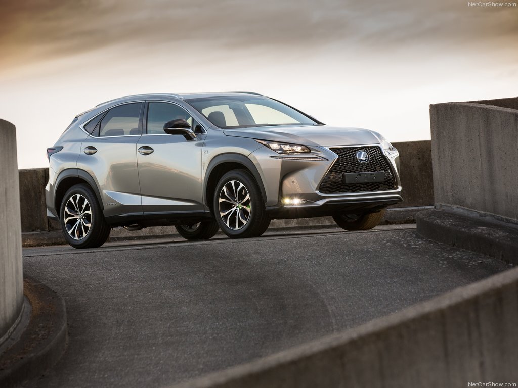 SUV “hạng sang, giá hời” Lexus NX sắp về VN có gì hot?