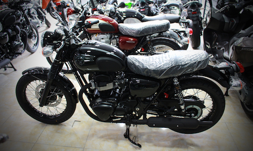 Kawasaki W800 2015 bản đặc biệt xuất hiện tại Hà Nội