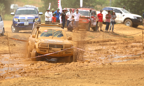 Giải offroad VOC 2015 khai mạc hoành tráng tại Hà Nội