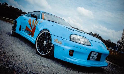 Toyota Supra độ widebody Liberty Walk duy nhất tại Việt Nam