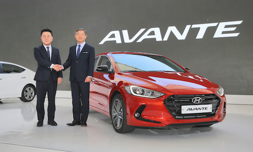 Hyundai chính thức ra mắt compact sedan Avante thế hệ mới