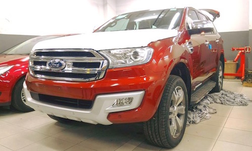 Ford Everest 2016 lộ hoàn toàn trước ngày ra mắt tại VN