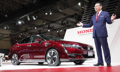 Chi tiết Honda Clarity chạy hydro "đấu" Toyota Mirai