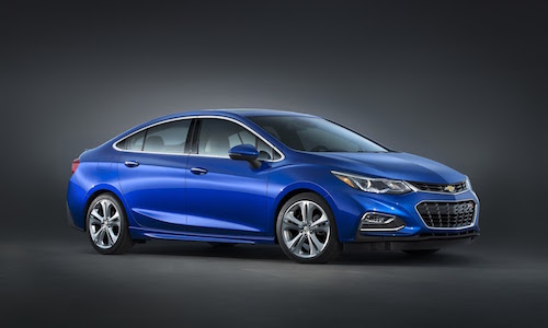 Rẻ hơn Honda Civic 45 triệu, Chevrolet Cruze 2016 có gì?