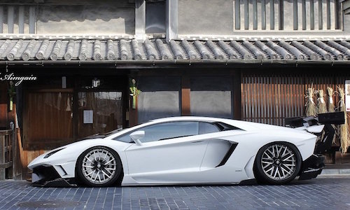 Siêu xe Lamborghini Aventador độ bodykit “siêu khủng” 