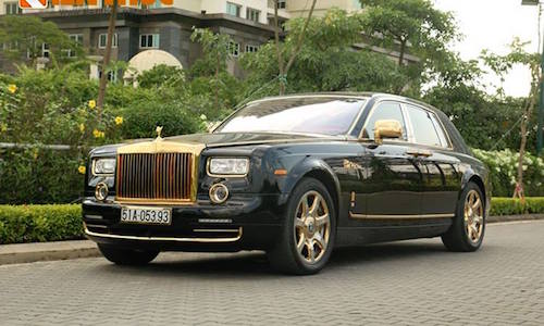 Dàn siêu xe Rolls-Royce mạ vàng biển “khủng” nhất VN