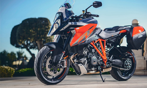 Triệu hồi KTM 1290 Super Duke GT do lỗi rò rỉ nhiên liệu