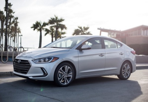 Hyundai Elantra 2018 "chốt giá" chỉ từ 428 triệu đồng