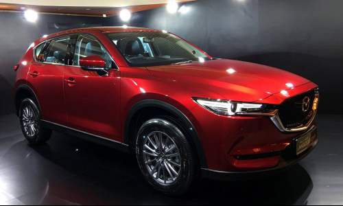 Xe ôtô Mazda CX-5 2017 “thét giá” tiền tỷ tại Singapore 