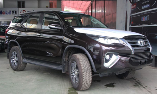 Toyota Fortuner 2017 bản Trung Đông hơn 2 tỷ tại Sài Gòn