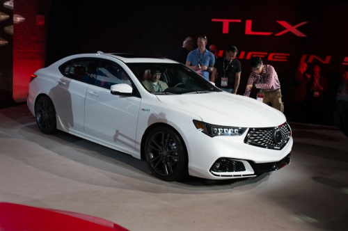 Sedan Acura TLX-L mới lộ ảnh nóng trước giờ G