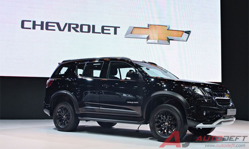 SUV Chevrolet Trailblazer Z71 mới có giá hơn 1 tỷ đồng