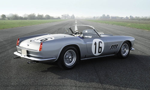 Ferrari 250 GT LWB đấu giá lên tới hơn 401 tỷ đồng