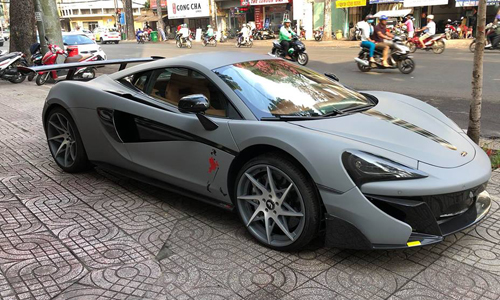 Siêu xe McLaren 570S tiền tỷ độ “khủng” nhất Việt Nam