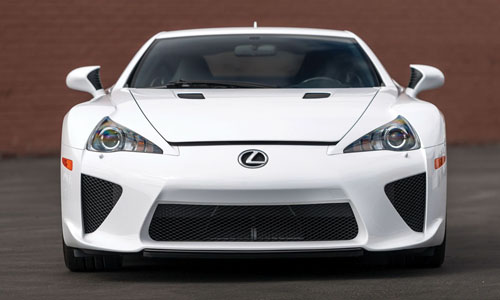 Sắp đấu giá siêu xe đầu tiên của thương hiệu Lexus -LFA