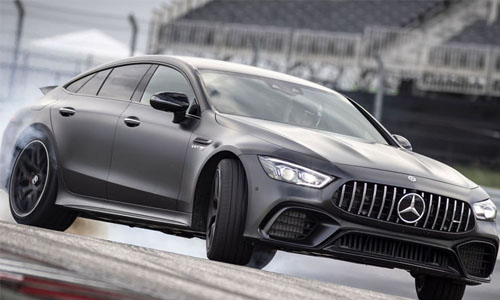 Mercedes-Benz ra mắt AMG GT 4 cửa “đấu” Porsche Panamera