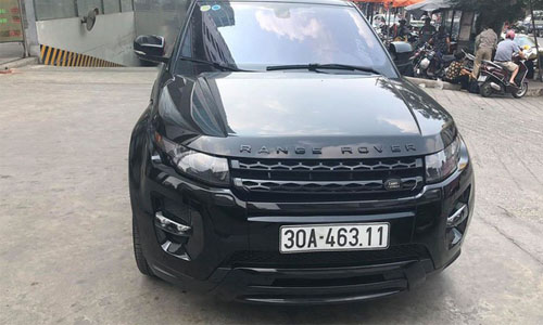 “Soi” Range Rover Evoque Black Edition chỉ 1,69 tỷ