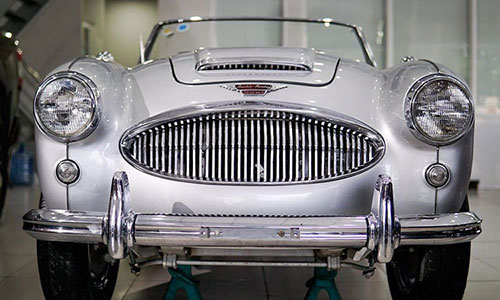 Ngắm “hàng hiếm” Austin-Healey 3000 Mk II tại Việt Nam