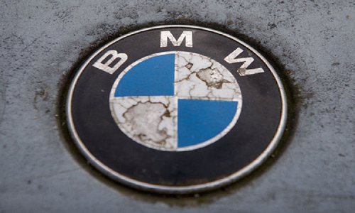 Logo xe BMW không phải cánh quạt như mọi người nghĩ