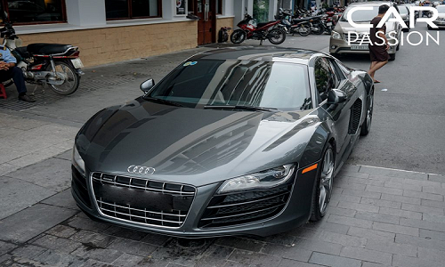 Chi tiết siêu xe Audi R8 V10 số sàn độc nhất Việt Nam