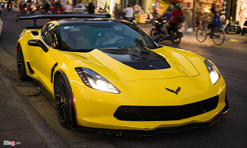 “Soi” xe Chevrolet Corvette C7 Z06 độc nhất Hà Nội 