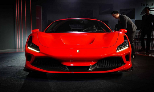 Ferrari F8 Tributo chính hãng tại Thái Lan từ 19,2 tỷ đồng