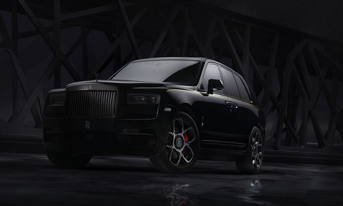 Ra mắt "vua bóng đêm" - Rolls-Royce Cullinan Black Badge 