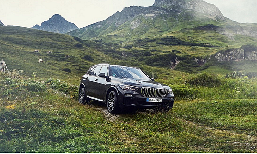 Xe SUV BMW X5 "uống" chỉ 1,2 lít xăng/100 km