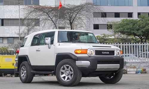 Cận cảnh Toyota FJ Cruiser 2020 khoảng 3,8 tỷ tại Hà thành