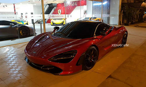 Siêu xe McLaren 720S "mận đỏ" hơn 20 tỷ tại Sài Gòn