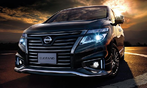 "Soi" xe minivan Nissan Elgrand 2020 đặc biệt từ 923 triệu đồng