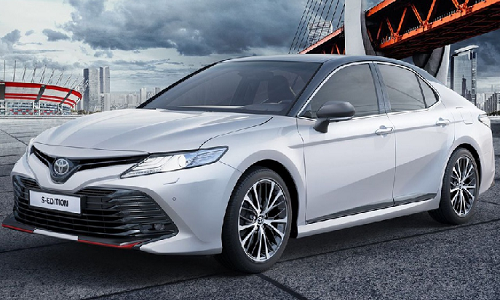 Chi tiết Toyota Camry S-Edition 2020 từ 775 triệu đồng