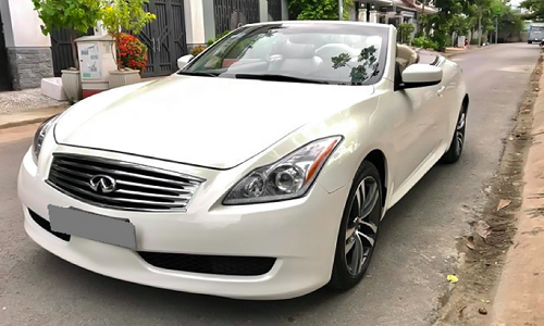 Xe sang Infiniti G37 Convertible “thách cưới” 835 triệu ở Sài Gòn