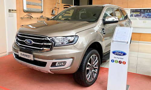 Tiếp bước Fortuner, Ford Everest giảm tới 100 triệu tại Việt Nam