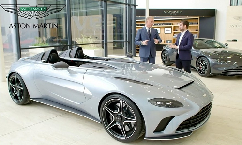 Đại gia Hồng Kông mua 2 siêu xe Aston Martin V12 Speedster 