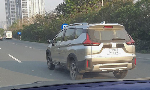 Xe giá rẻ Mitsubishi Xpander Cross 2020 lăn bánh tại Việt Nam