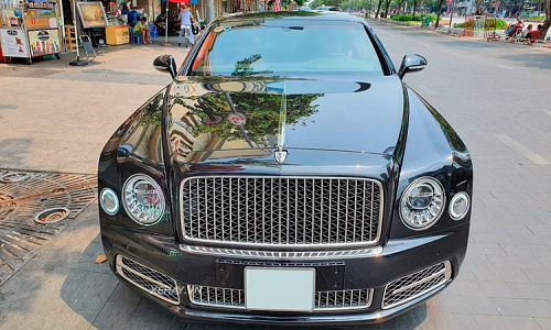 Bentley Mulsanne W.O. Edition độc nhất Việt Nam trên phố Sài Gòn