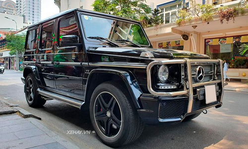 Hàng độc Mercedes-AMG G65 hơn 16 tỷ “khoe dáng" ở Sài Gòn