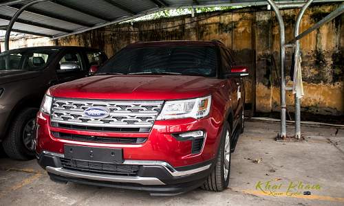 Mới giảm 269 triệu, Ford Explorer tại Việt Nam lại xuống giá 