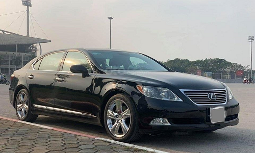 Xe sang Lexus LS 460L dùng 11 năm rao bán 1,15 tỷ đồng