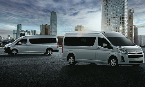 Toyota Hiace 2020 mới tăng gần 200 triệu đồng tại Việt Nam?