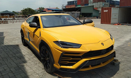 Lamborghini Urus hơn 20 tỷ về Việt Nam giữa tâm dịch Covid-19