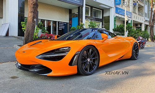 McLaren 720S hơn 23 tỷ của Cường Đô la khoe dáng tại Sài Gòn