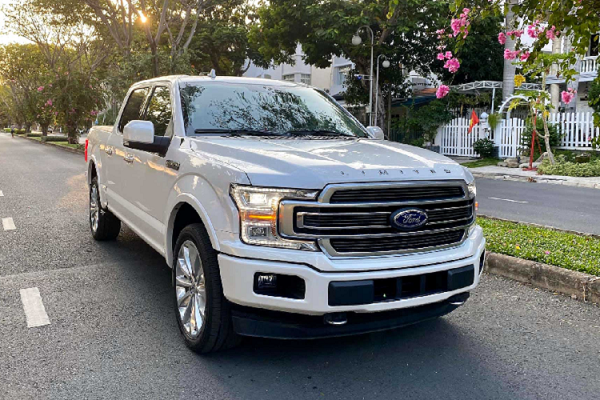 Chi tiết siêu bán tải Ford F-150 Limited hơn 4 tỷ tại Việt Nam