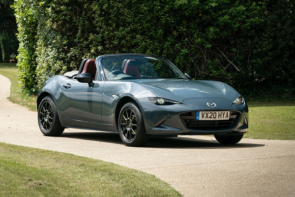 Mazda MX-5 R-Sport bản giới hạn 150 xe, từ 34.360 USD