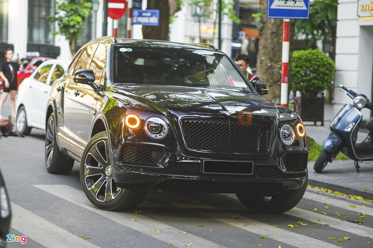 Xem siêu xe Bentley Bentayga Design Series độc nhất Việt Nam