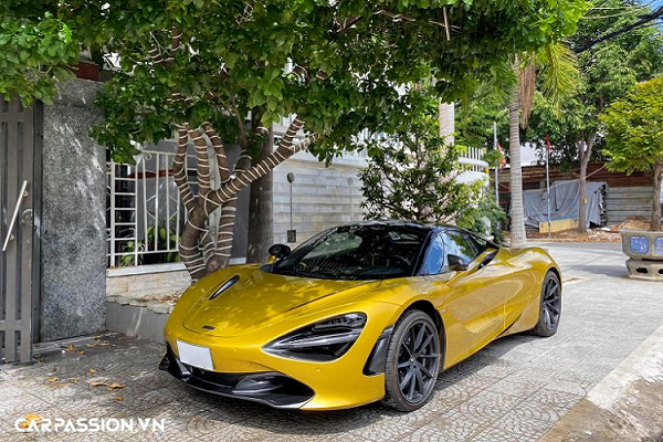 Cận cảnh siêu xe McLaren 720S Spider đầu tiên tại Đà thành