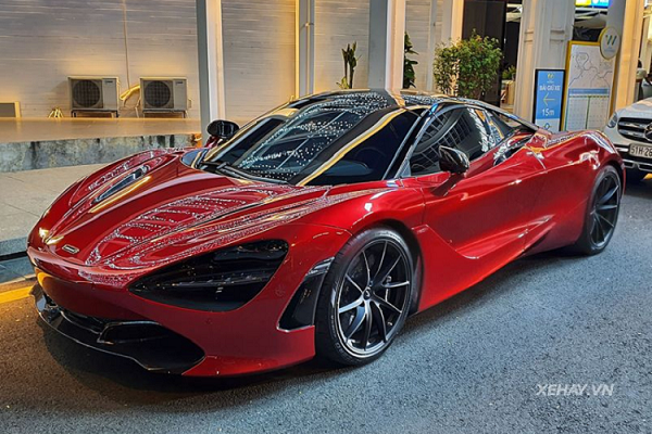 Ngắm siêu xe McLaren 720S hơn 23 tỷ, màu độc tại Sài Gòn