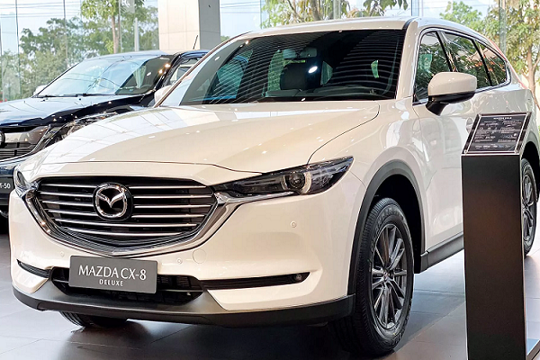 Mazda CX-8 Deluxe thêm trang bị, gần 1 tỷ đồng tại Việt Nam