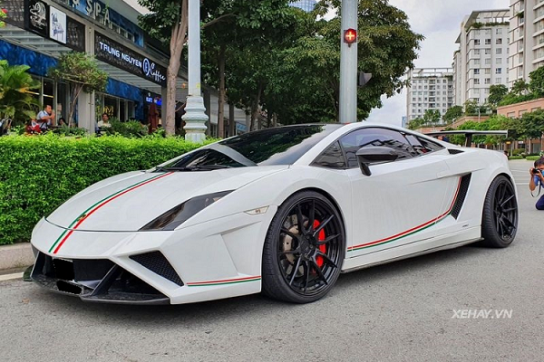 Lamborghini Gallardo độ độc nhất Việt Nam “tái xuất” ở Sài Gòn